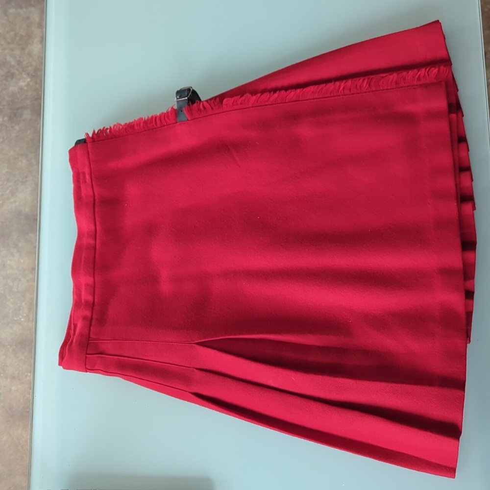 Burberry London Red Wool Schoolgirl Style Kilt Skirt with Pleats